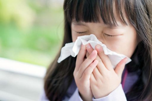 Nên vệ sinh mũi họng phòng ngừa bệnh hô hấp, đặc biệt khi giao mùa