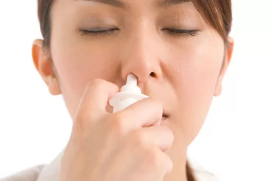 Nguyên nhân và cách điều trị bệnh viêm mũi dị ứng thời tiết Sử dụng thuốc điều trị giảm triệu chứng