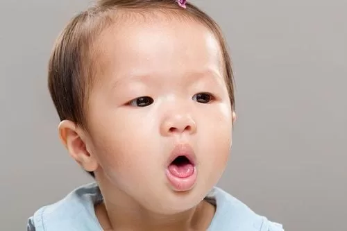 Chăm sóc sức khỏe đúng cách cho trẻ dịp Tết – Đừng lơ là hô hấp của con!