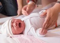 Mẹo trị nghẹt mũi cho trẻ sơ sinh