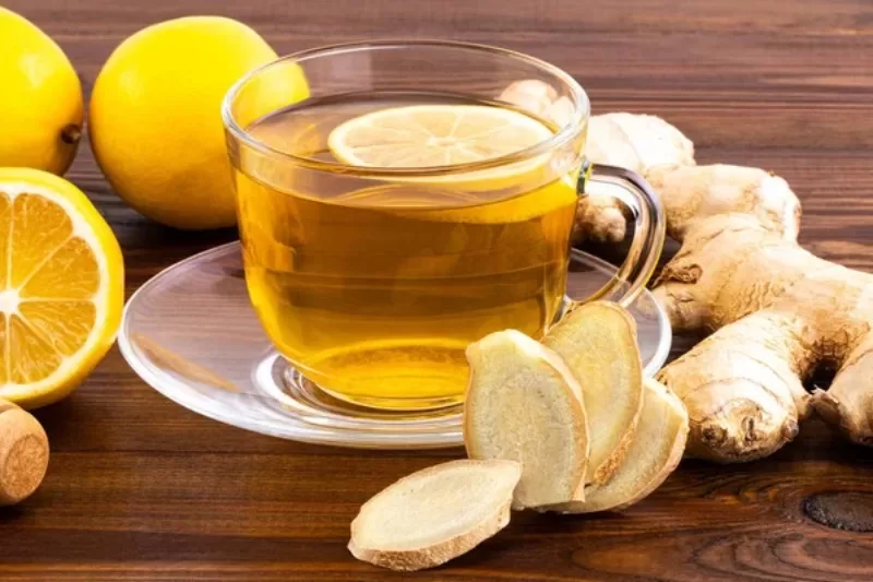 Uống trà thảo dược hỗ trợ thông mũi tạm thời