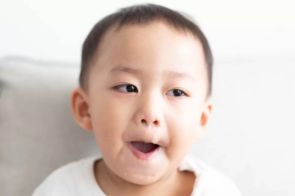 Sổ mũi do nhiều nguyên nhân, do viêm mũi là chính